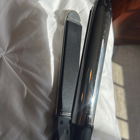 Conair InfinitiPRO Straightener/Curler - Picture 6 of 11